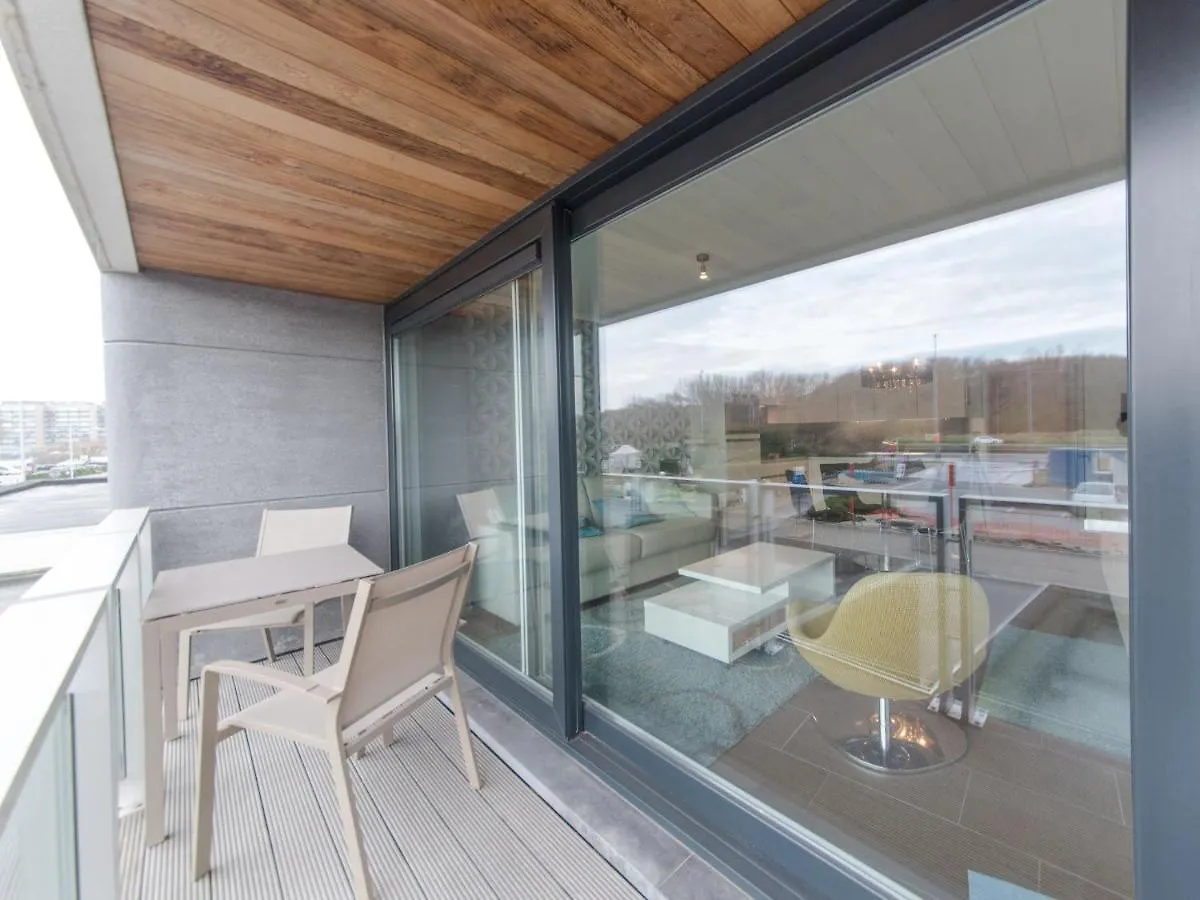 Apartment Sea Breeze By Interhome Bredene