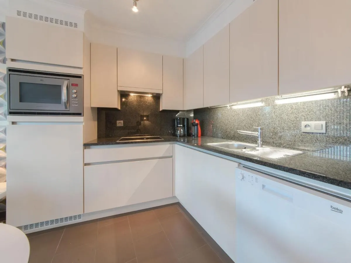 Apartment Sea Breeze By Interhome Bredene
